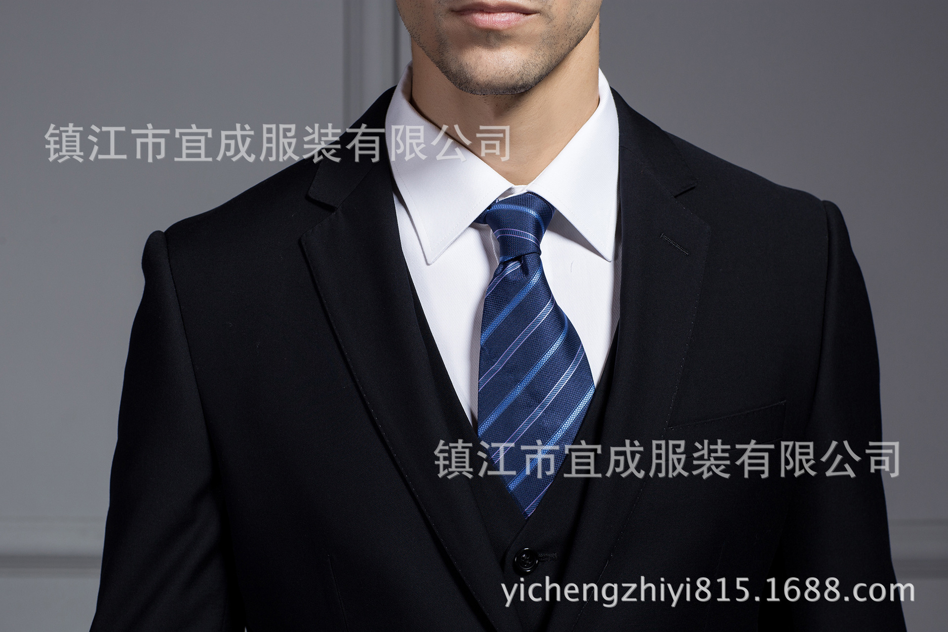 重慶黑色商務(wù)休閑修身男士西服套裝
